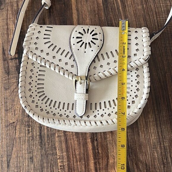 Sole Society Cream Crossbody Bag Boho Perforated Faux Leather Purse - Picture 7 of 11
